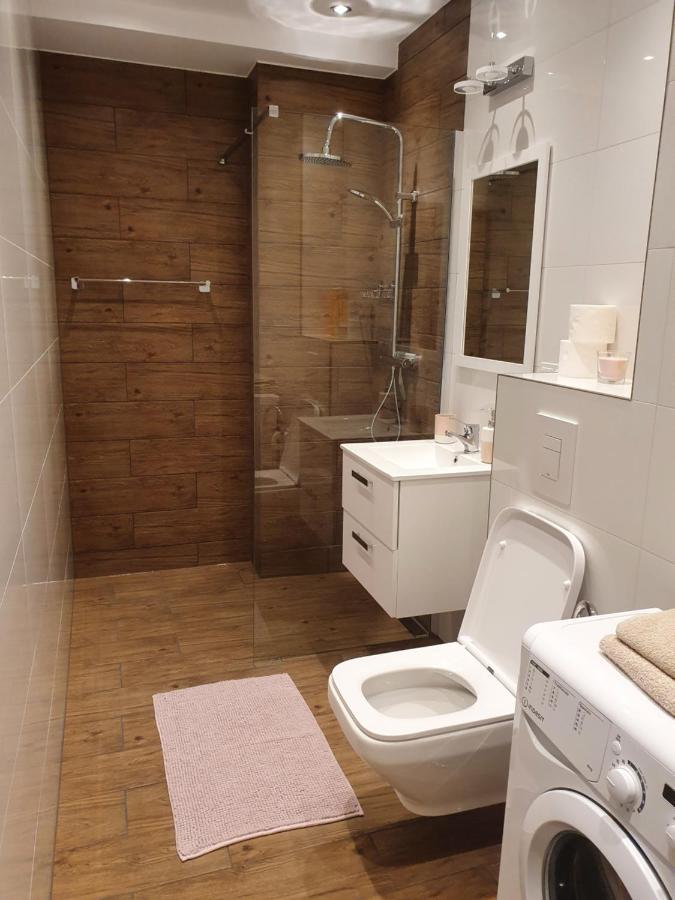 Zamiejska Modern Apartments Nowy Apartamentowiec Winda سووبسك المظهر الخارجي الصورة