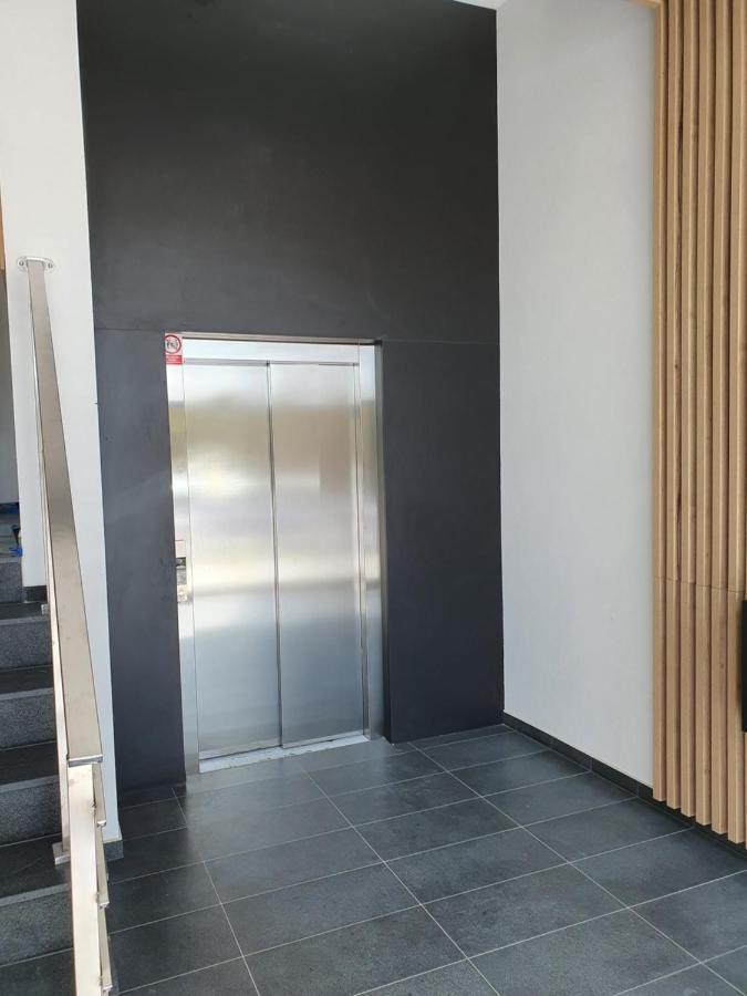 Zamiejska Modern Apartments Nowy Apartamentowiec Winda سووبسك المظهر الخارجي الصورة